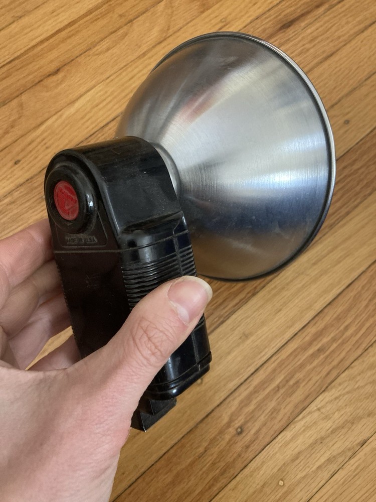 Vintage Argus C3 Flash Unit – Classic Rangefinder Accessory