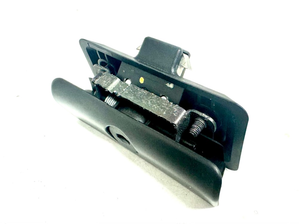 Glove Box Latch Lock BMW 325 328 330 M3 335 X3 X5 E39 E46 E60/61 E9X E53 E83 E90