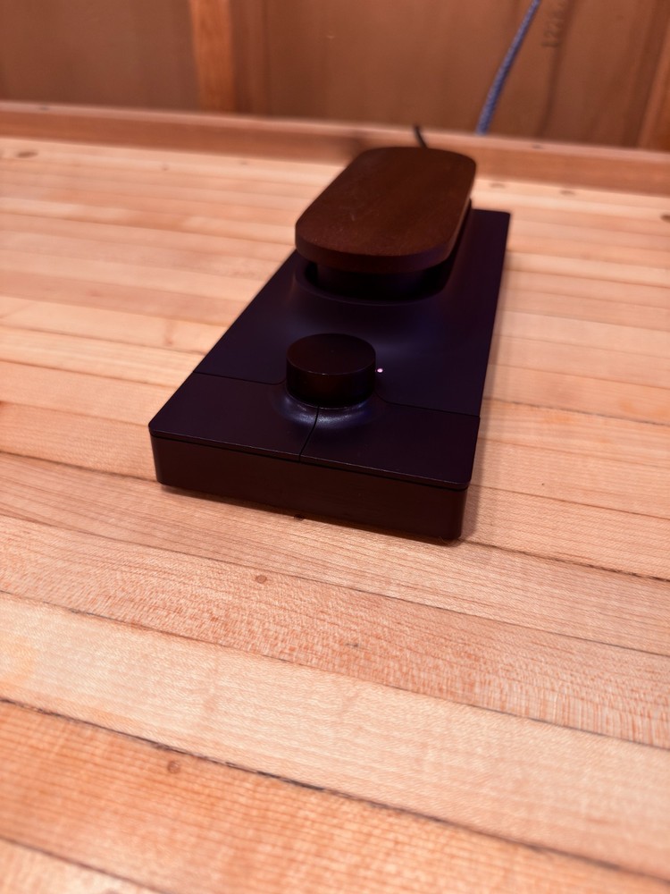 Expressive E Touché SE USB MIDI Instrument Controller tinted mahogany plate