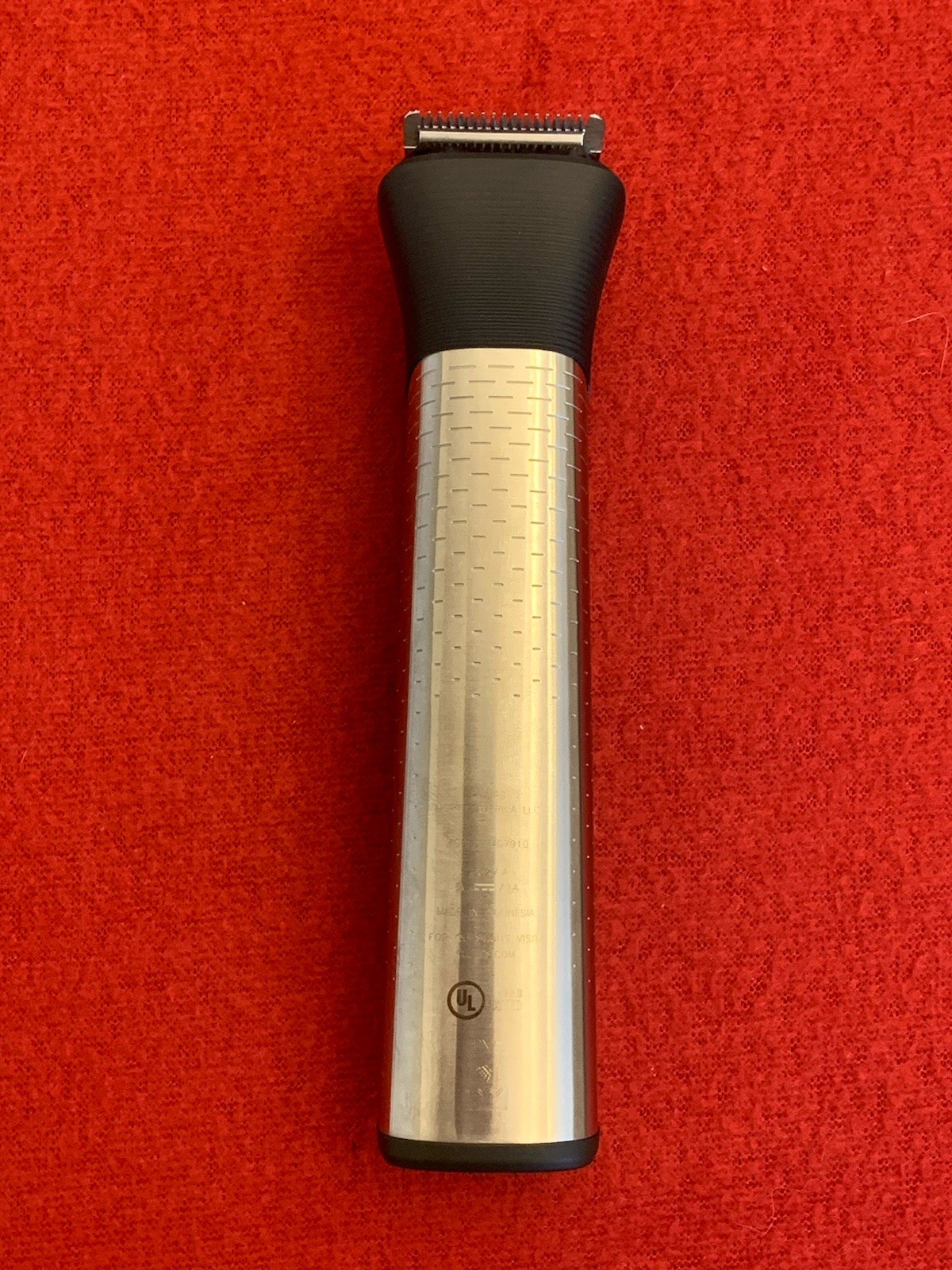 Philips Norelco Multigroom 7000, 19pc Grooming Kit w/ Trimmer MG7910/49 -NEW #p3