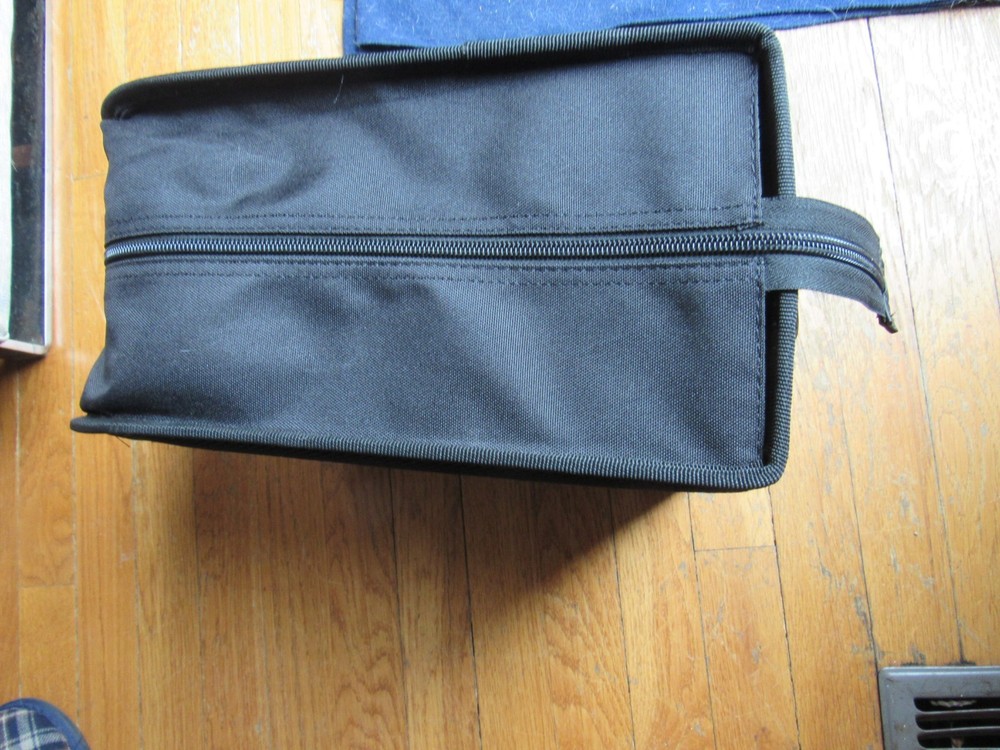 BLACK 400 Disc CD DVD Organizer /Holder Storage Case Bag Amazon Basics