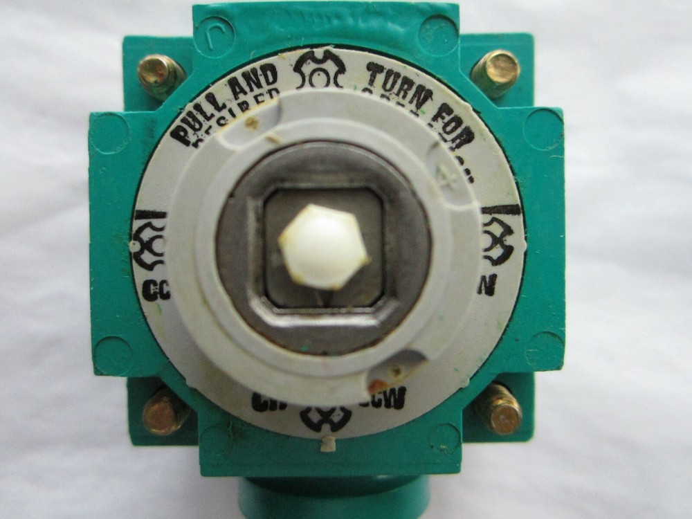 ALLEN BRADLEY 802M-AX PREWIRED LIMIT SWITCH LEVER TYPE