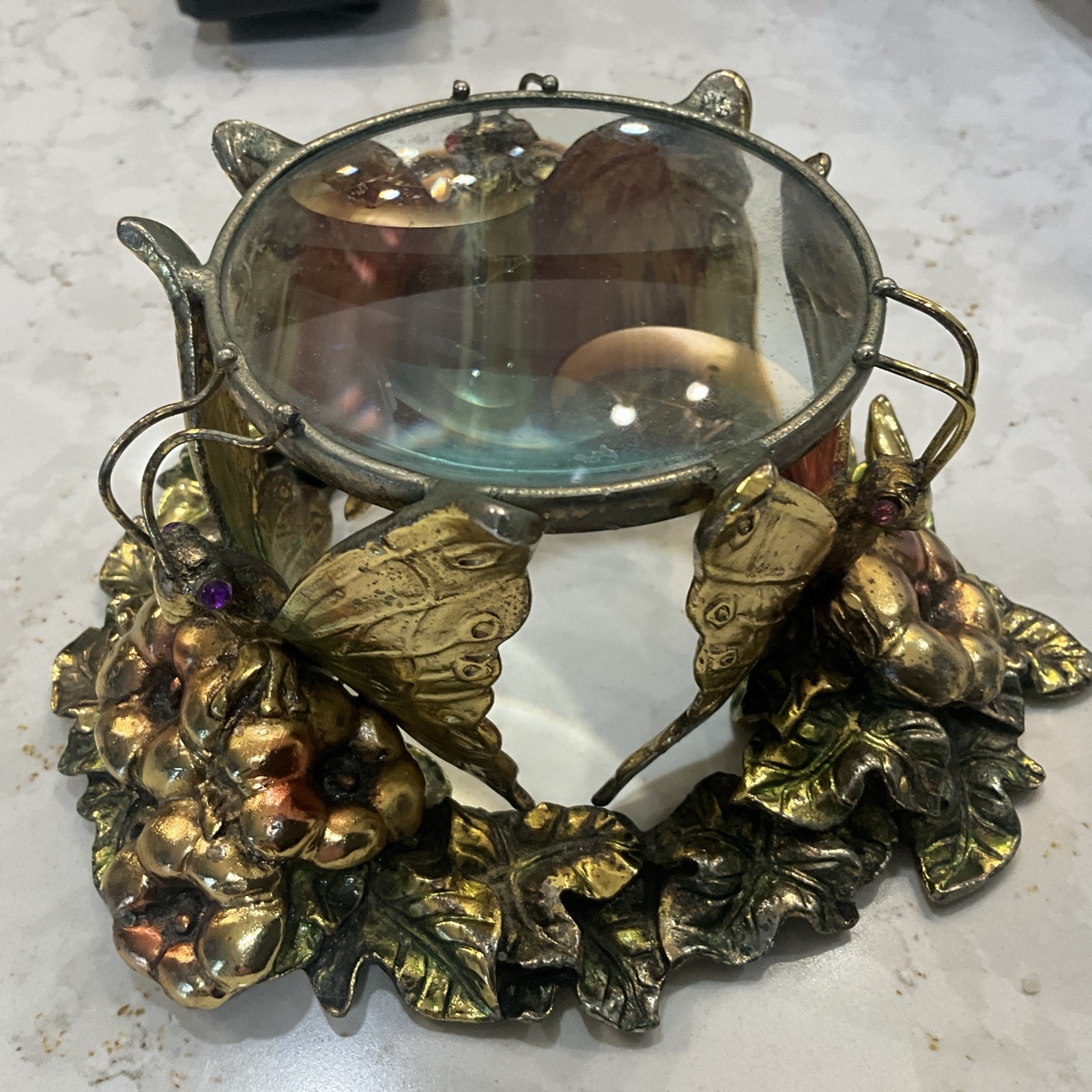 Vintage Decorative Magnifying Glass With Butterfly& Flowers Details Metal Base