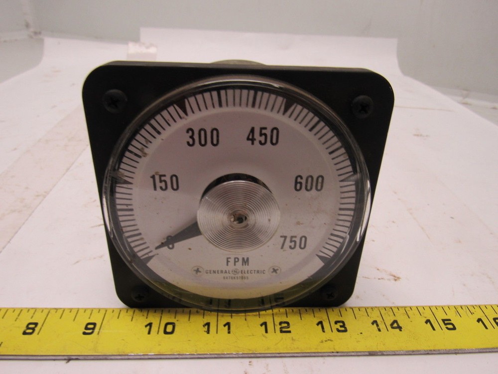 EIL Instruments G.E. Type DB-40 Panel Mount Meter 0-750FPM