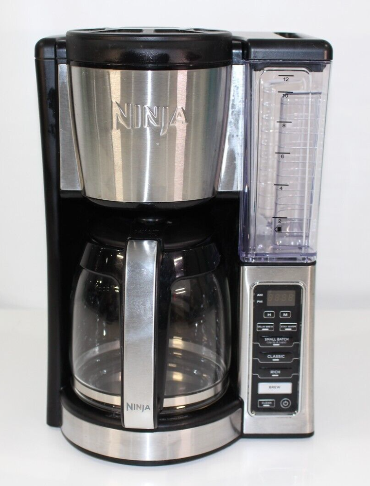 Ninja CE251 Coffeemaker 12-Cup Automatic Coffee Maker Pot Programmable Cafetière