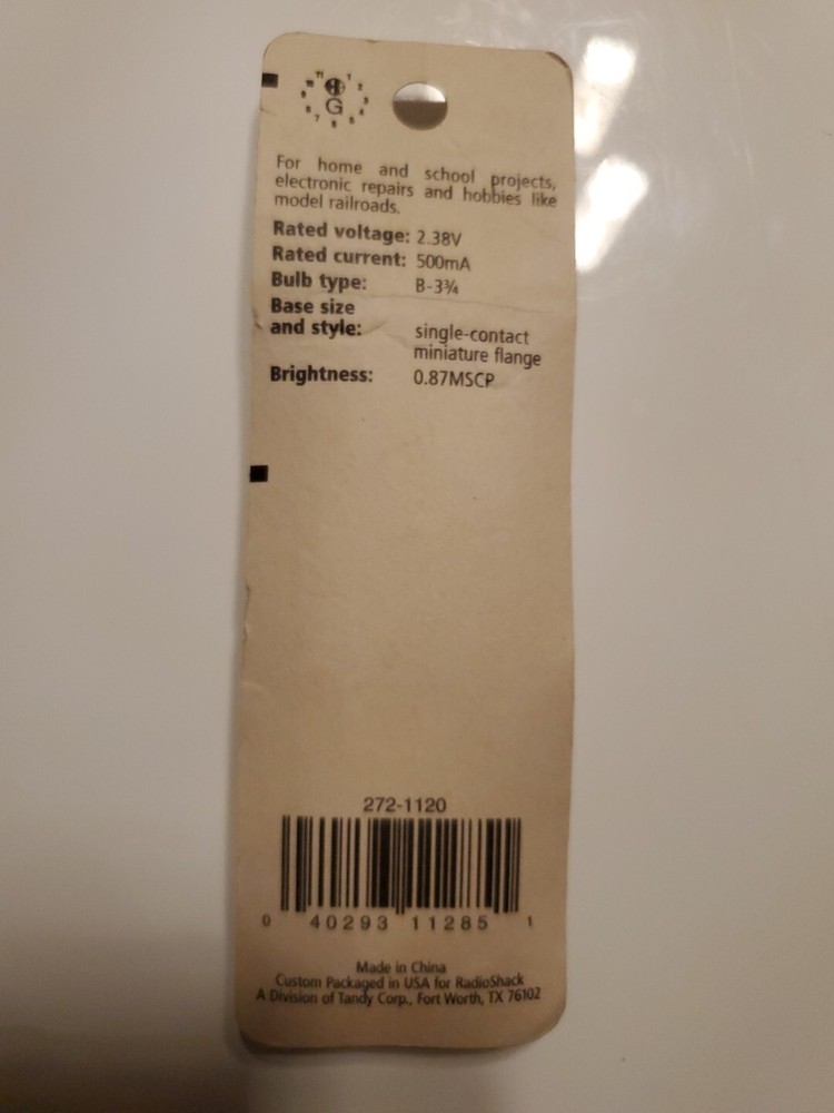 RadioShack PR2 Flashlight Light Bulb Lamp C Or D Flashlight 2 272-1120 2 Pack