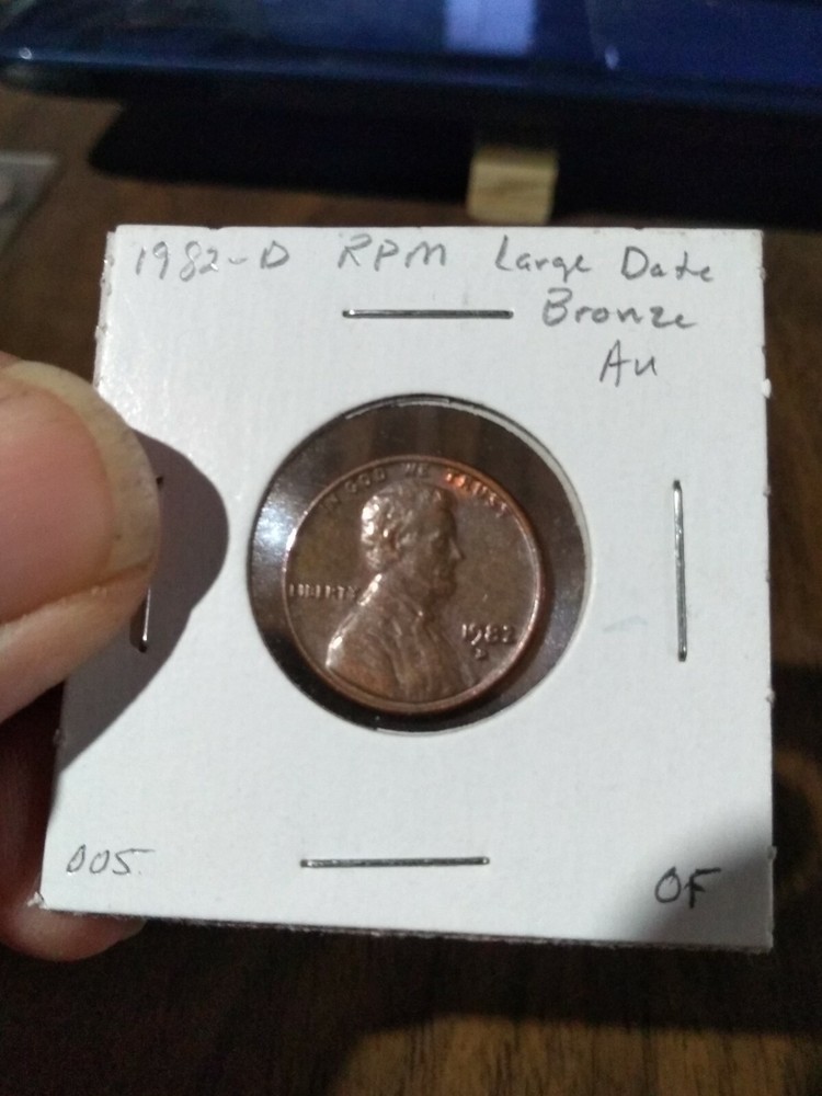 1982 D Lincoln Memorial Cent Error Repunched Mint mark Large Date Bronze AU 005