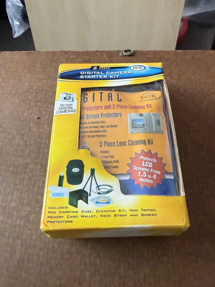 6 Piece Digital Camera Starter Set New