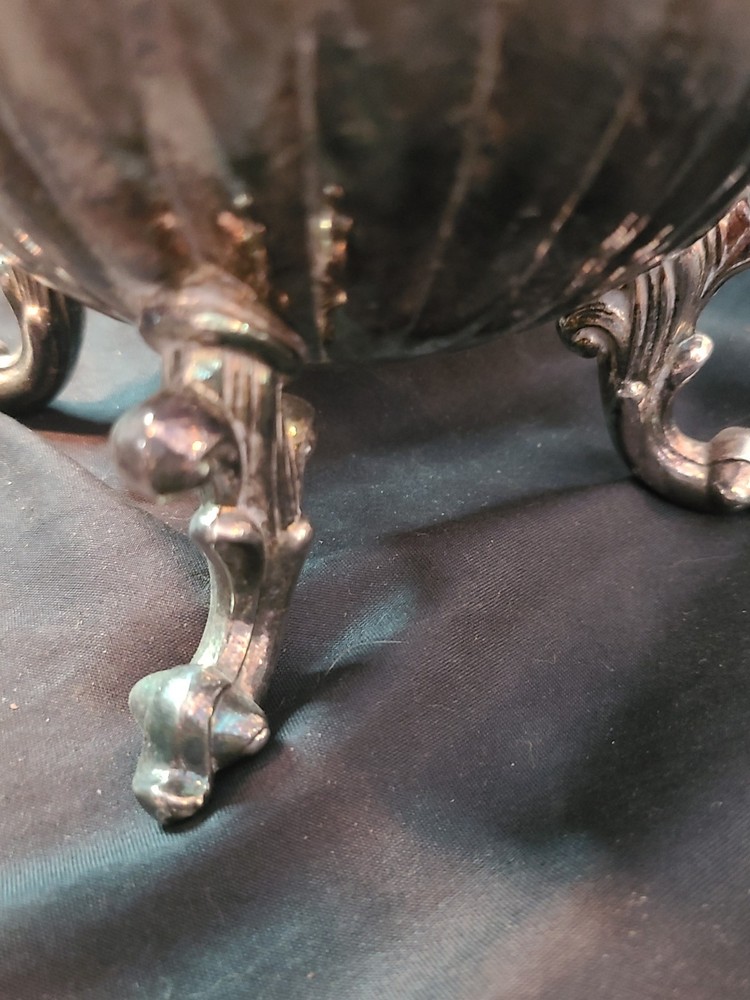 Vintage Silver Plate Silverplate Hinged Lidded Coffee/Tea Pot