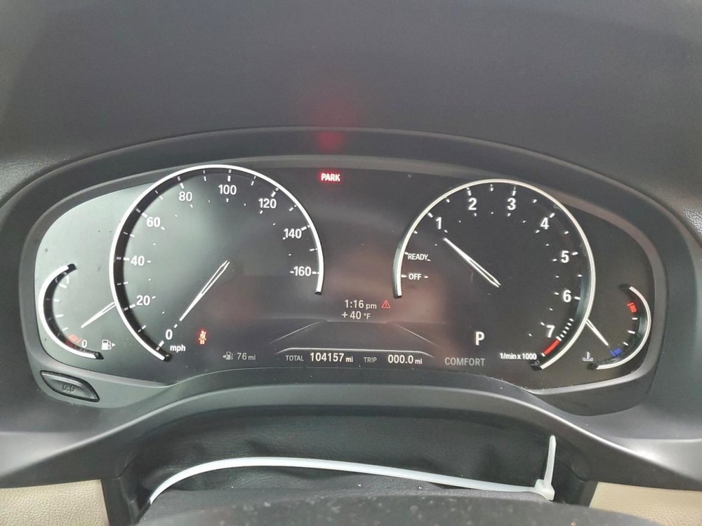 X3 2019 Glove Box 4962446