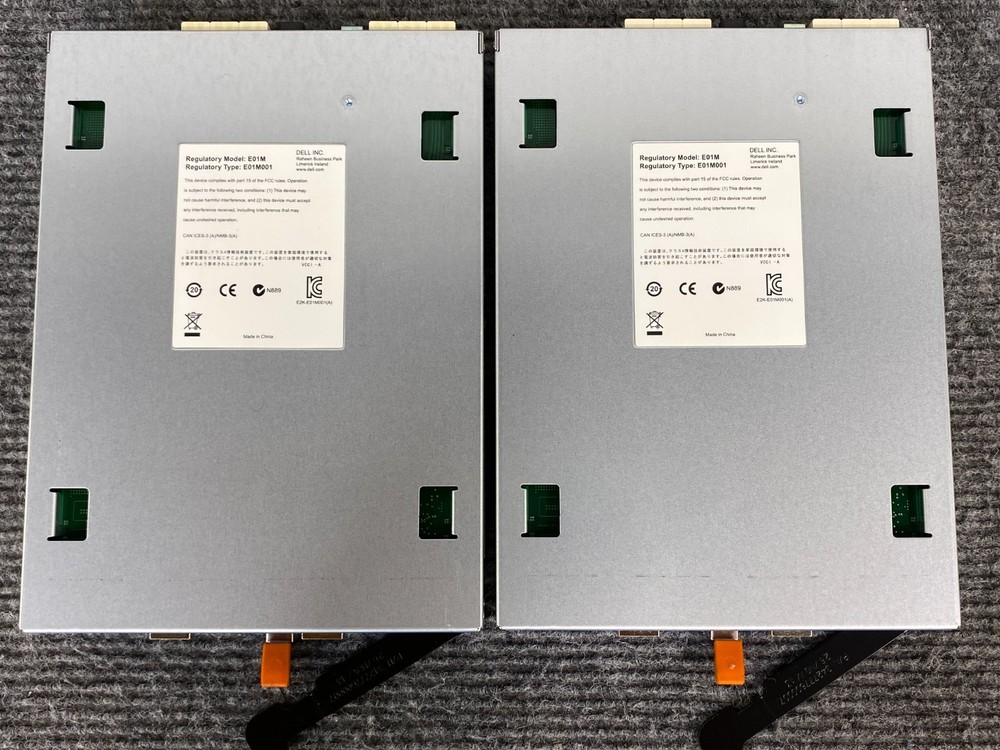 Dell Compellent SC220 Mass Storage Array, 2x Controllers, 2x PSU w/ Cord (As Is)