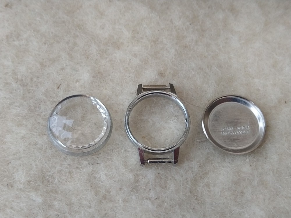 Complete ladies chrome watch case 7''. NS#7