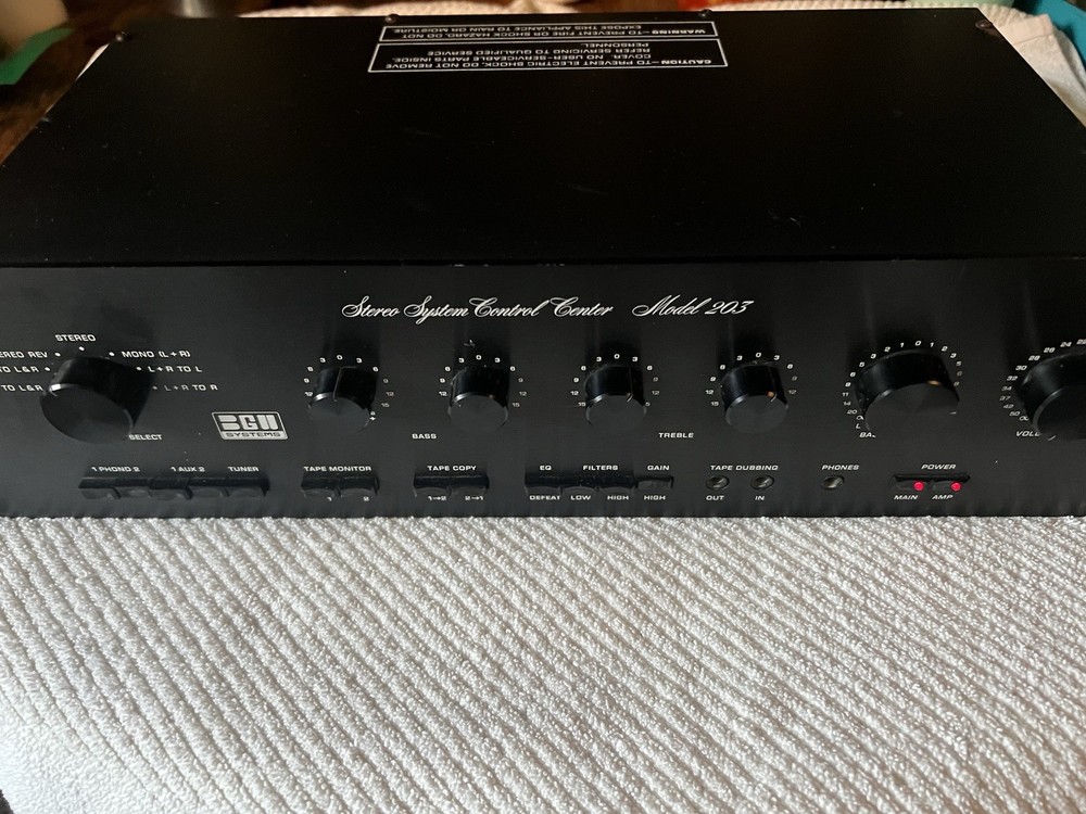 New Model 203 Preamplifier
