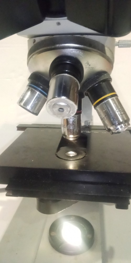 American Scientific Microscope W/Case.Vintage.**QUICK SHIPPING* SUPER CHEAP!