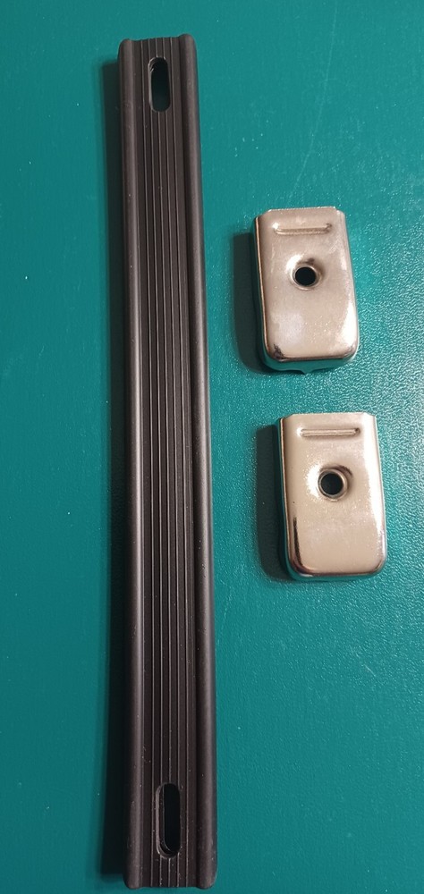 Black strap flat handle 9"1/2 long / chrome caps