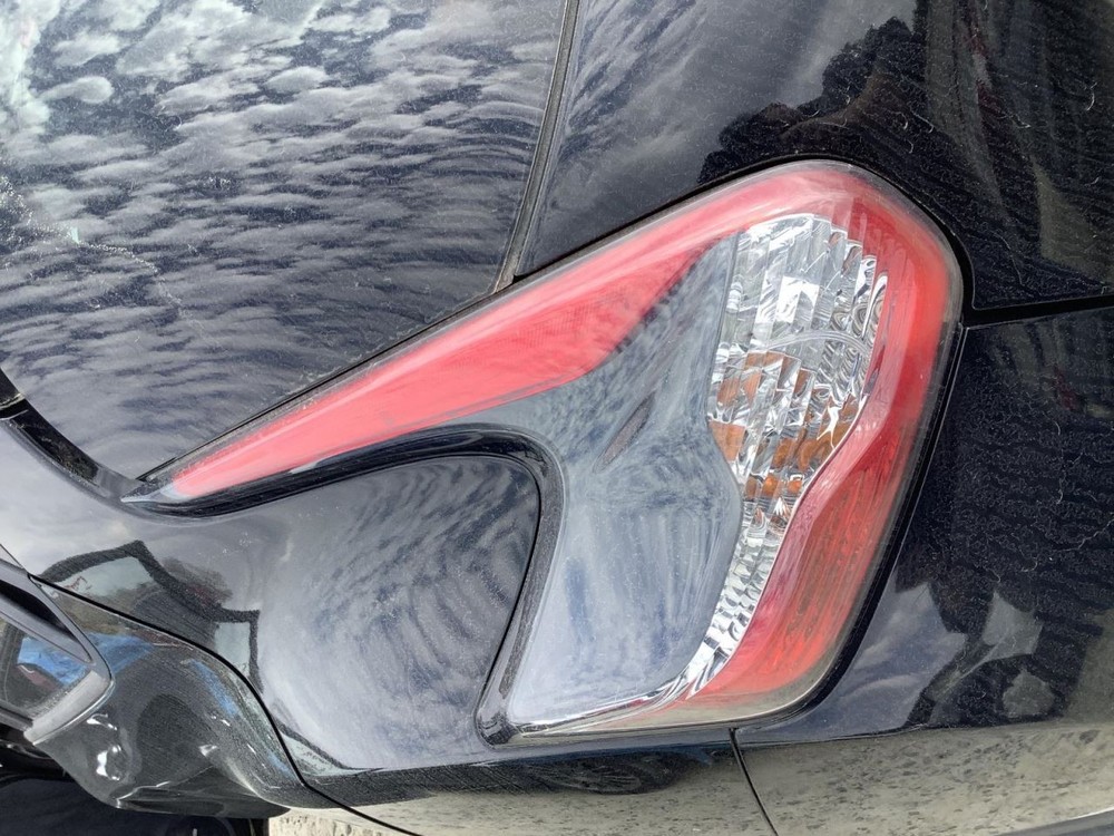 JUKE 2015 Glove Box 4567935