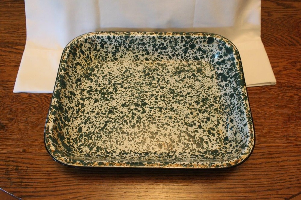 Vintage Green and White Graniteware Rectangular Baking Dish 11" X 13 1/2"