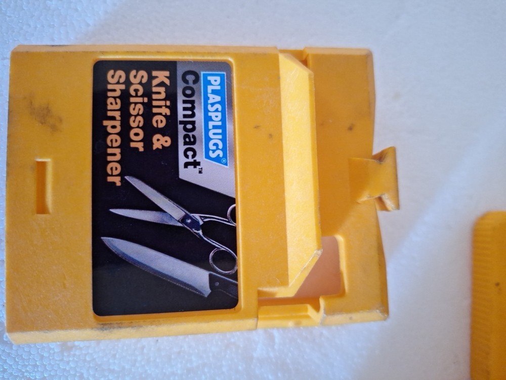 Plasplugs Compact High Speed Steel Drill & Scissors Sharpener- Base 2 attachment
