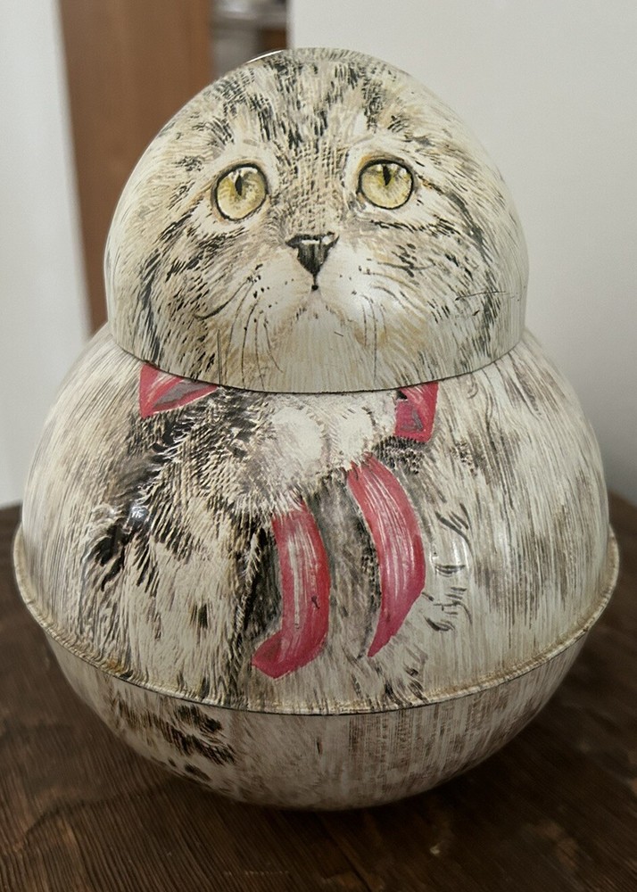 Enesco Roll Poly Cat Tin Cara Goldberg  1983