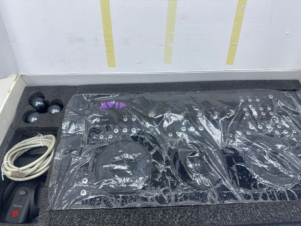 Euphonix by Avid MC Color - Color Grading Control Surface