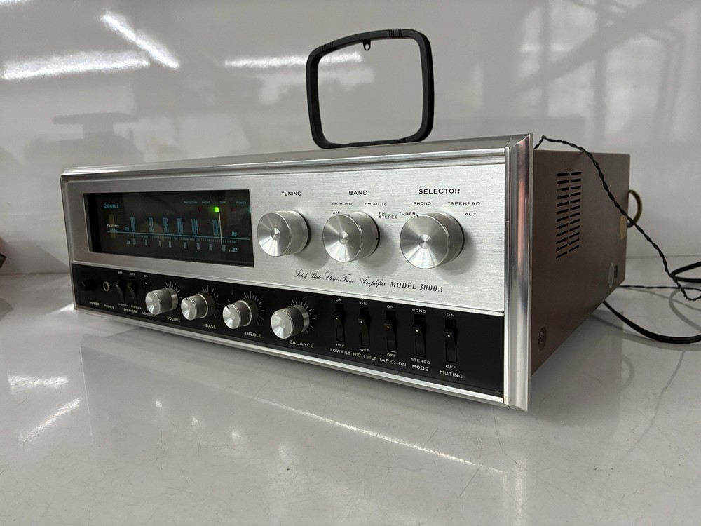 Vintage SANSUI 3000A SOLID STATE Stereo Receiver Amplifier Working Condition!