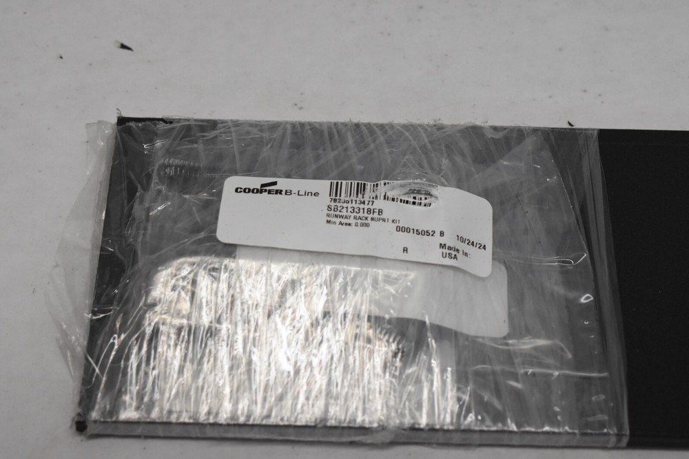 Cooper B-line Relay Rack Raceway Support Flat Kit Black 18" SB213318FB