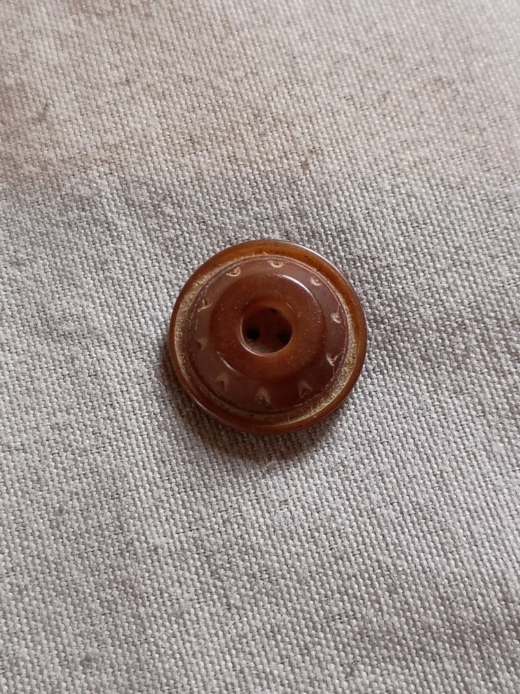 Antique Vegetable Ivory Whistle Button.