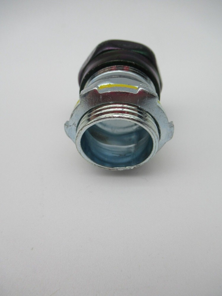 25 Pack Eaton Crouse Hinds 651RT 3/4 EMT Compression Type Connector
