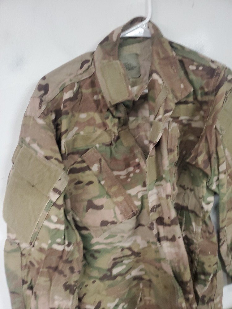 Small Regular US ARMY ISSUE MULTICAM - FLAME RESISTANT New No Tags jacket top