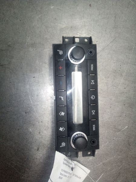 Rear Temperature Control Console Mounted Opt D07 from 2007 ESCALADE 7067043