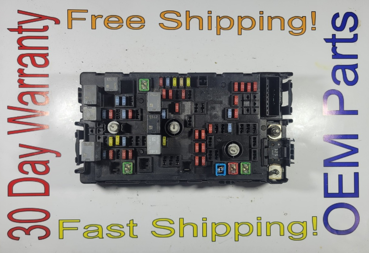 2008-2009 Chevrolet Express GMC Savana Fuse Box Relay Unit 25888289