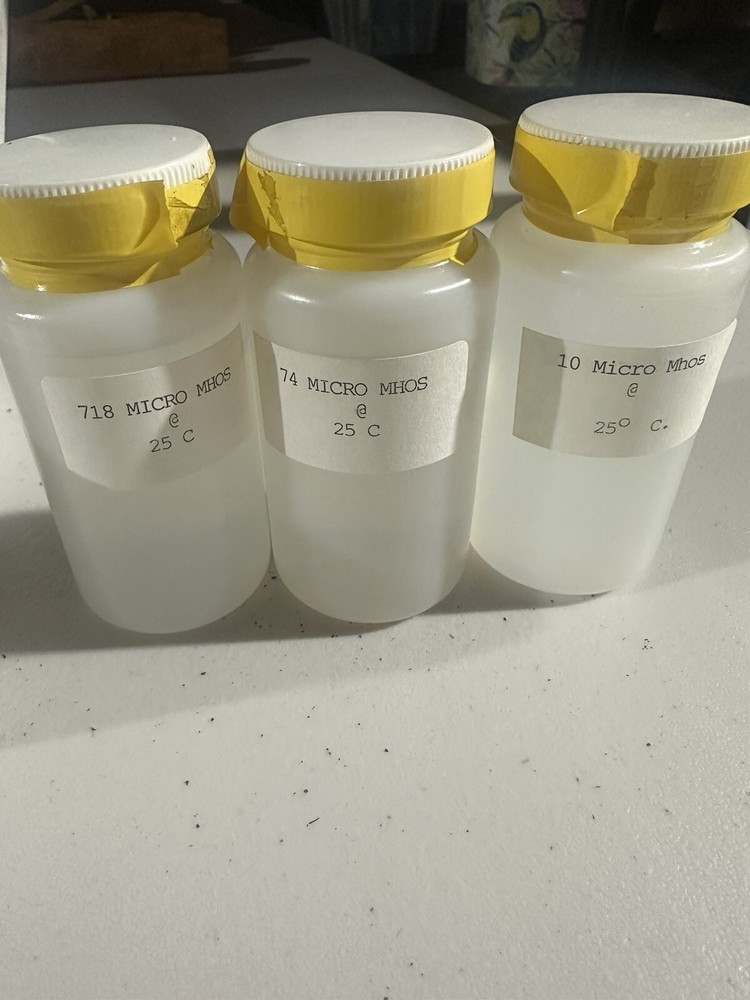 ESD Conductance/Total dissolved Model 72