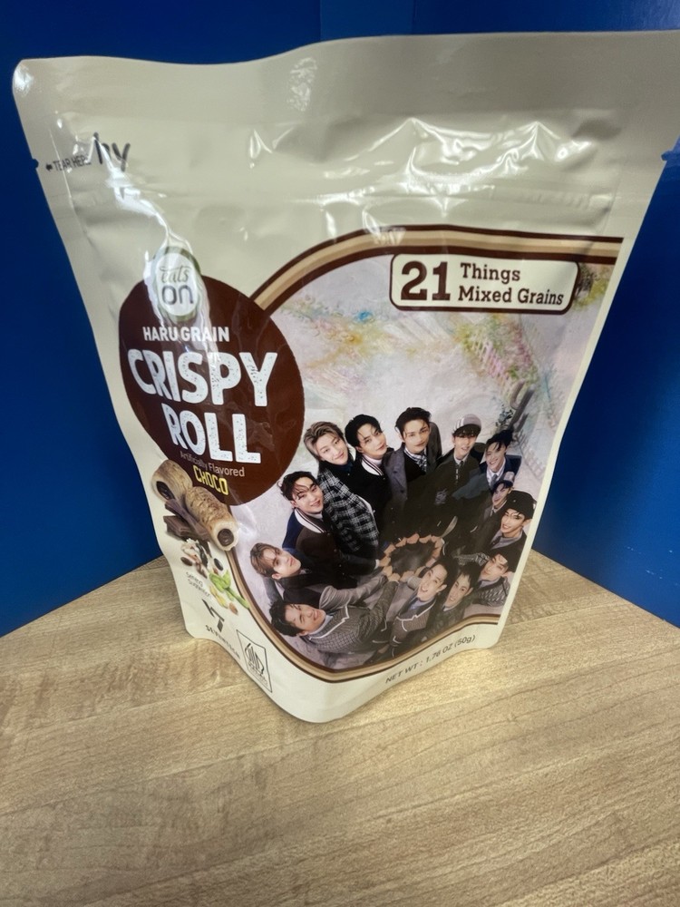 K-pop group Seventeen /Crisp Cookie Rolls