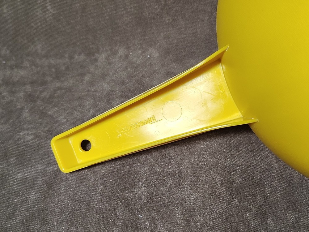 Vintage Tupperware #1200 1Qt & #1523 2Qt Colanders Strainers YELLOW