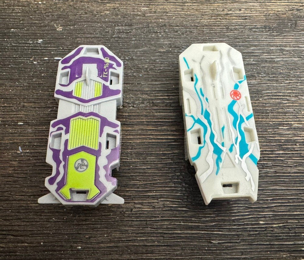 HEXBUG Gladiators Battling Robots Stadium - 2 Gladiators Included!