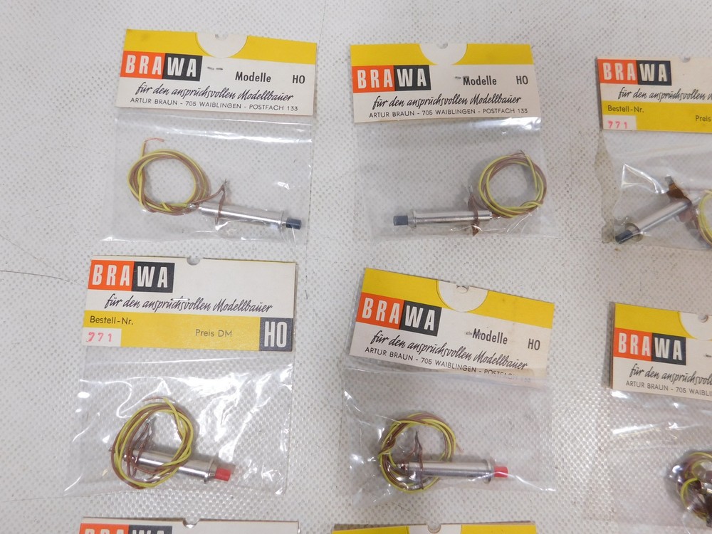 Brawa H0 Etc 17X 771 Push Button Unlit Mint+Box Unopened #EJ203-0.5