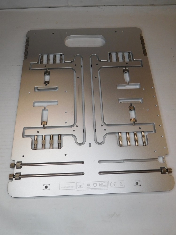 HWBOT OCTV Open Benchable Overclock Vertical Base Bench Version II (S8)