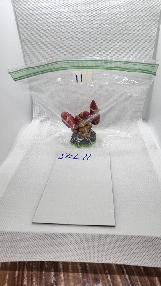 Drill Sergeant Skylanders Activision Tech Element Figure Card Sticker Code 2011