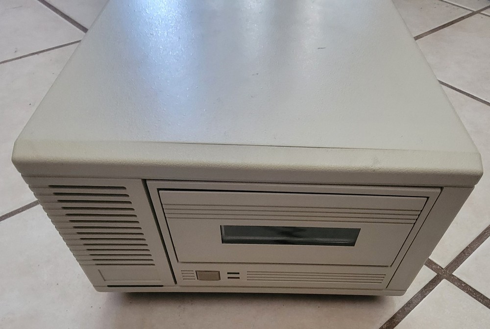 Exabyte EXB-8500ST External SCSI Tape Drive