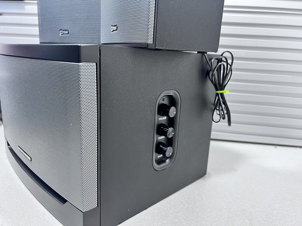 Thonet & Vander Laut BT Bluetooth Speaker Set- Working Great