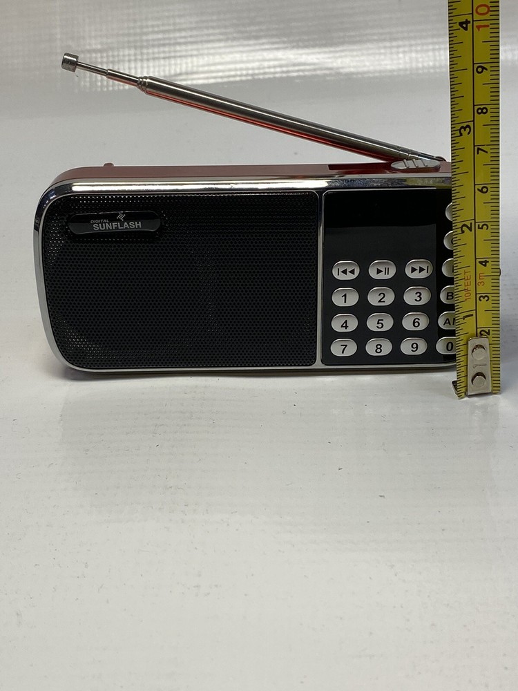 Sunflash Z-135 Multi-Functional Wireless Radio Speaker Bluetooth USB Red