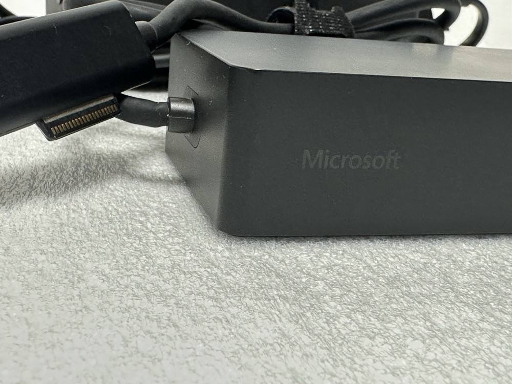 Microsoft Surface Dock Docking Station Model 1661 with Microsoft Adapter 1749