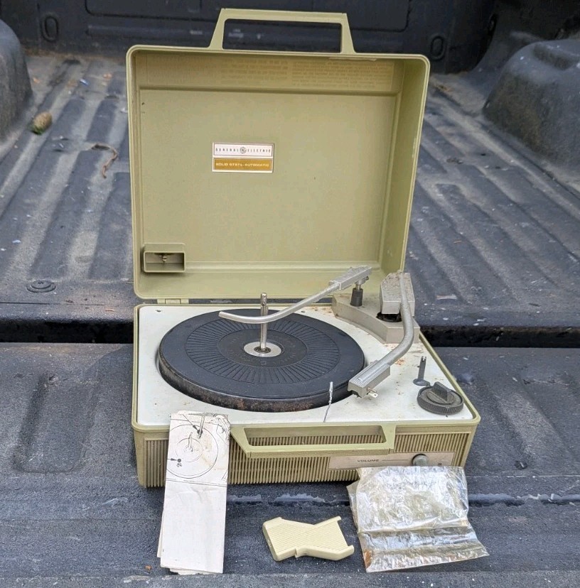 Vintage General Electric Portable Record Player Solid State Automatic Parts Repa