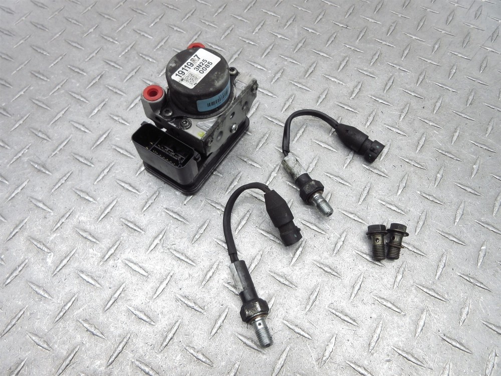 2014 14-18 Indian Chieftain ABS Module Pump Front Rear Sensor Lot