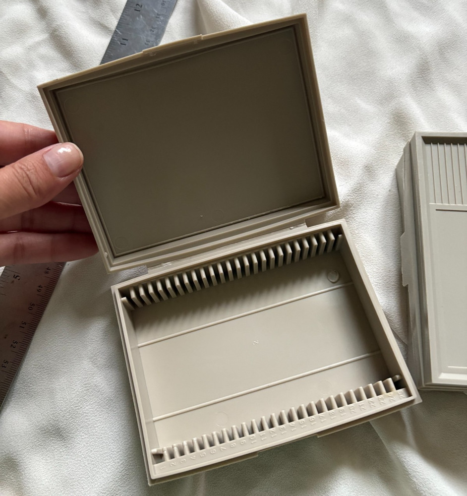 25 Place Slide Storage Box - Grey