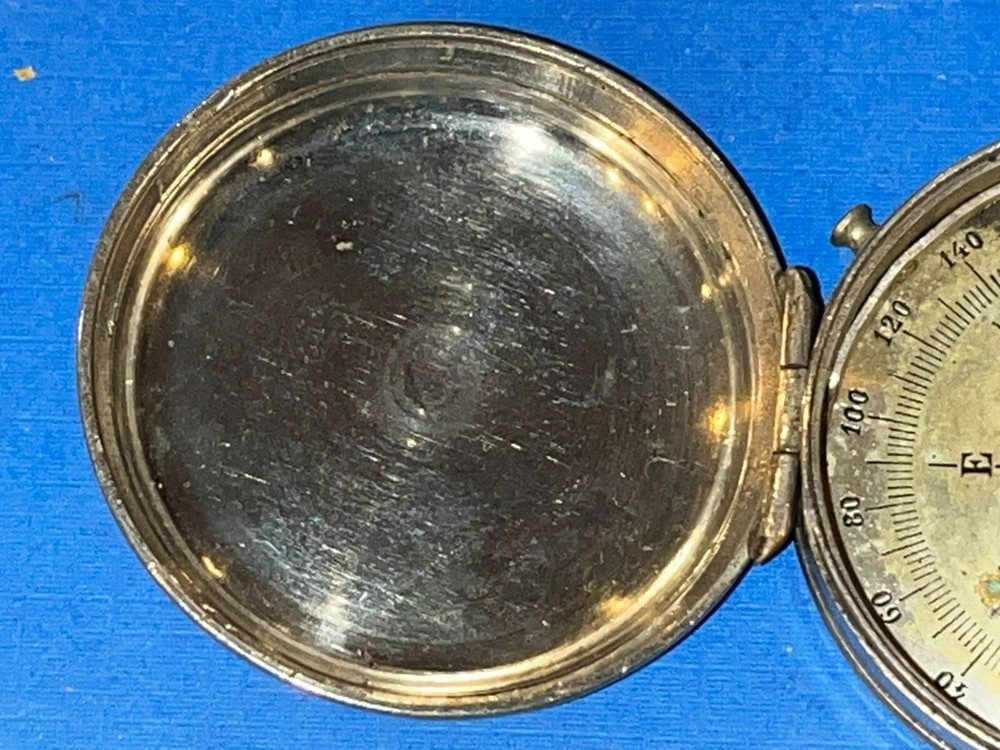 Antique Hunter Brass Cased Pocket Compass missing needle