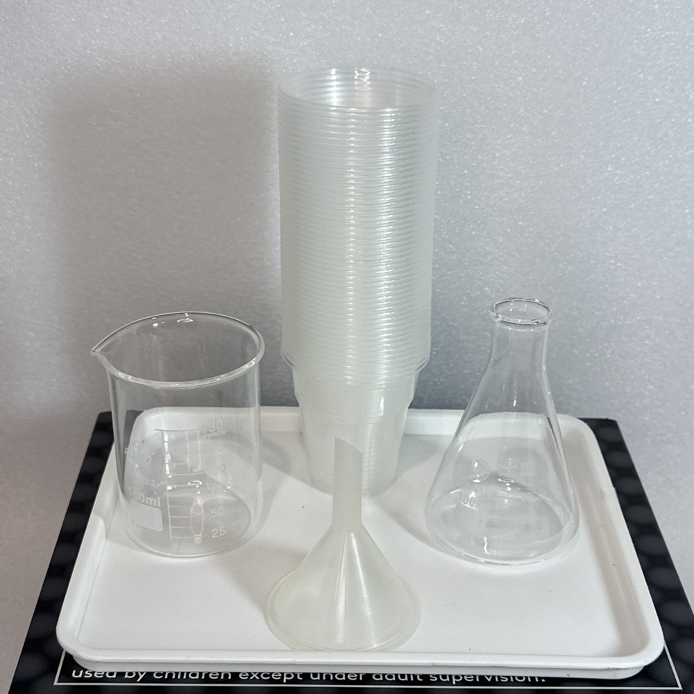 MEL Chemistry Starter Kit w/ 2 Sealed Experiments and VR Headset Science **READ*