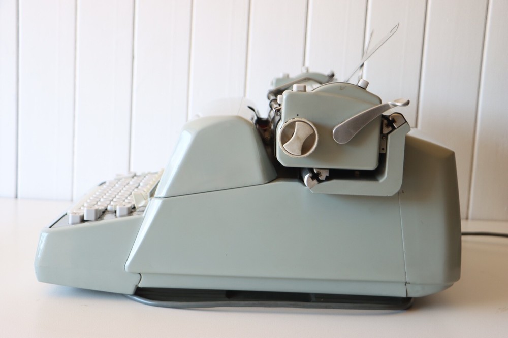 Hermes Ambassador Electric Typewriter