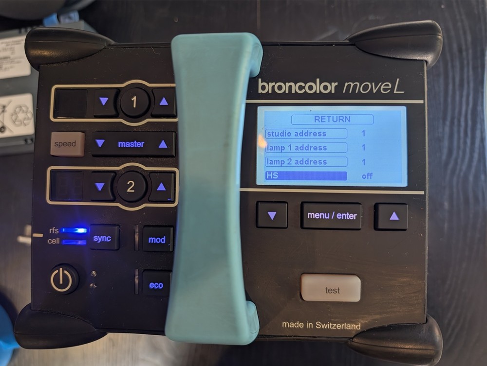 Broncolor Move Kit - 1200ws + 1 Head + 2 Batteries, HS Function