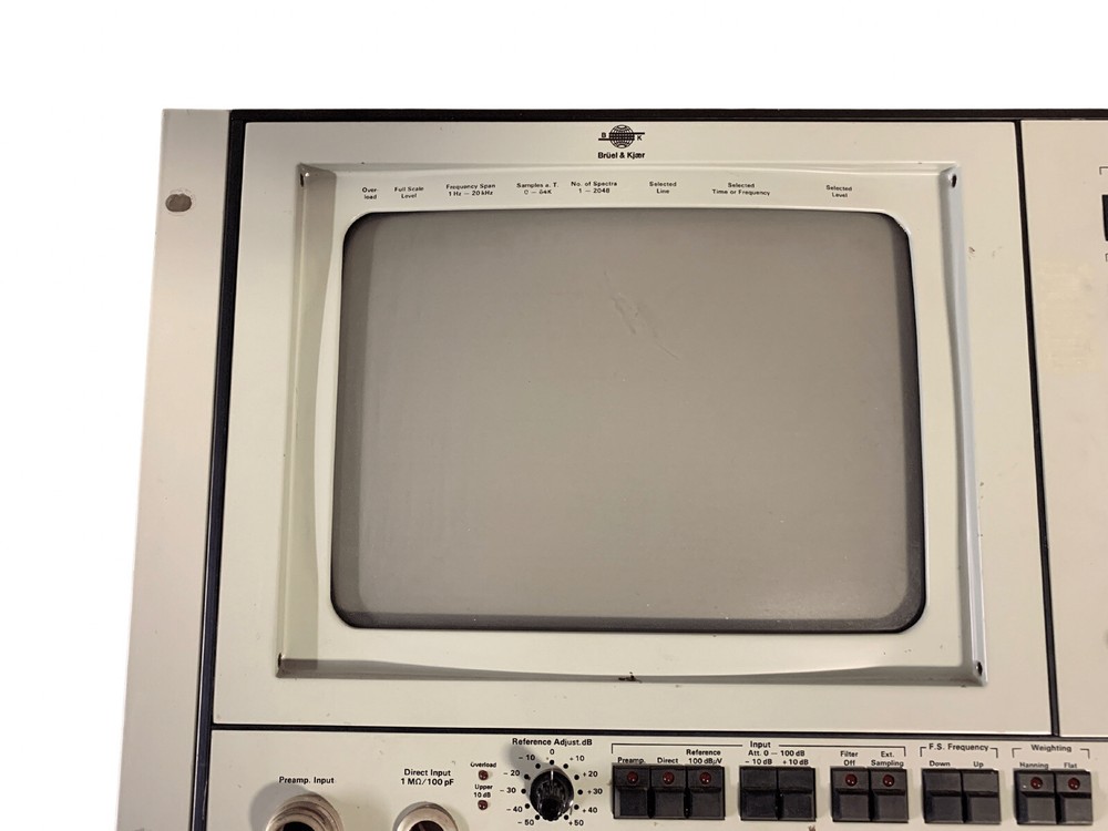 Bruel & Kjaer 2033 HIGH RESOLUTION SIGNAL ANALYZER **READ**